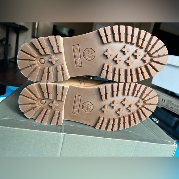 Timberland Courmayeur Valley 6-Inch Faux Fur Lined Waterproof womens Boot - Picture 12 of 12